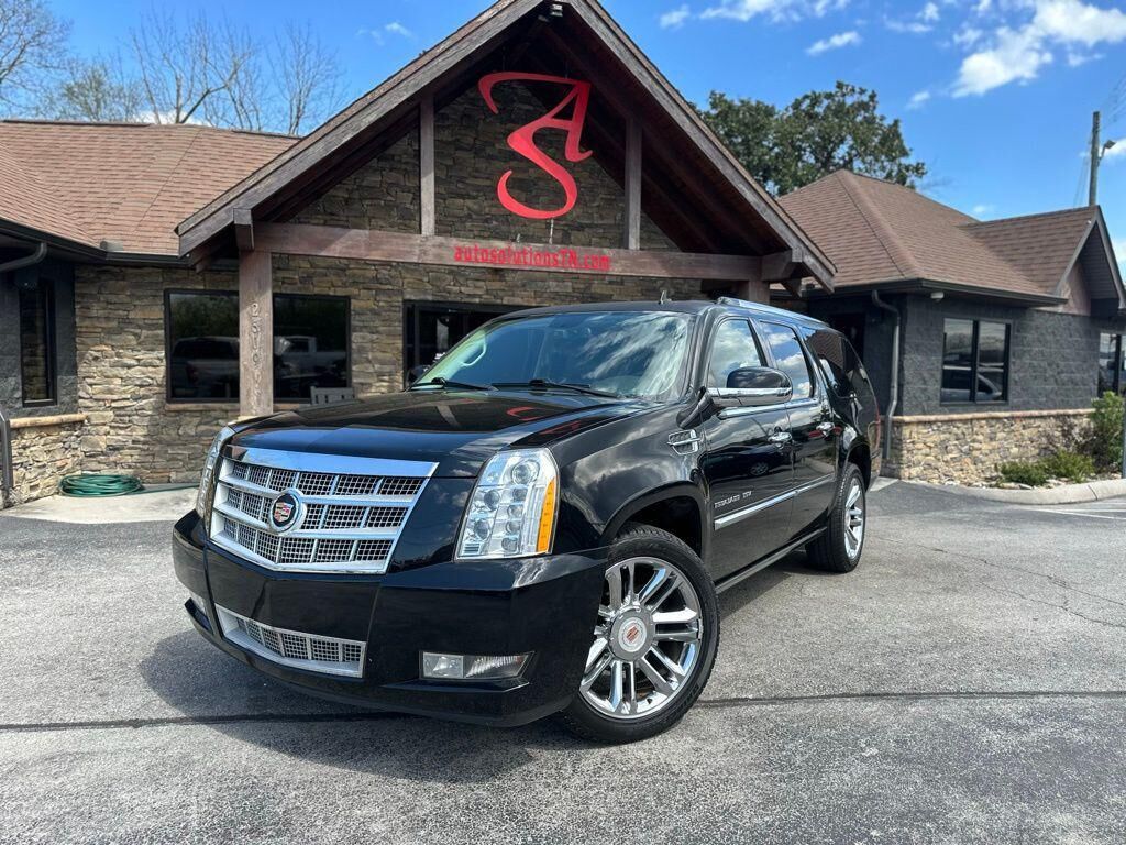 2014 CADILLAC Escalade