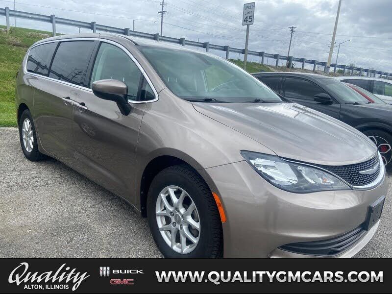 2017 CHRYSLER Pacifica