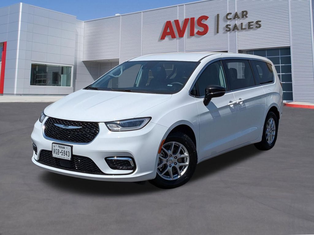 2024 CHRYSLER Pacifica