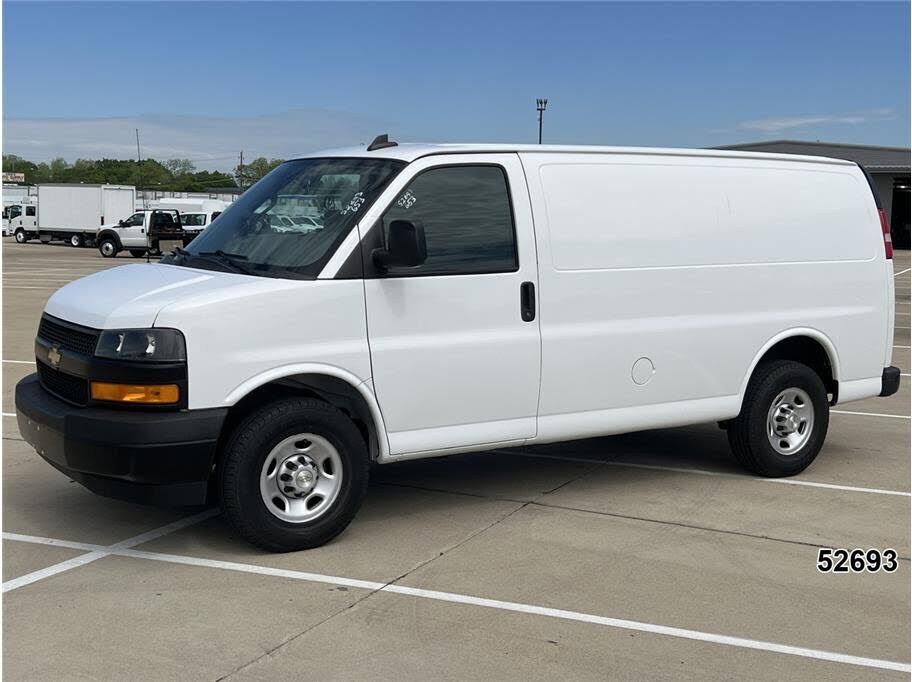 2021 CHEVROLET Express