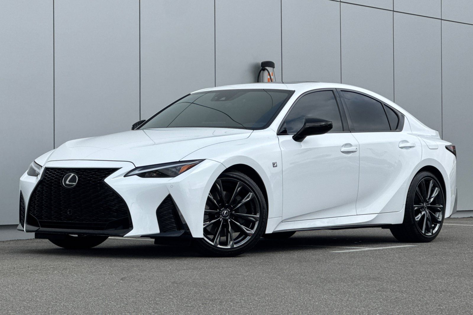 2025 LEXUS IS