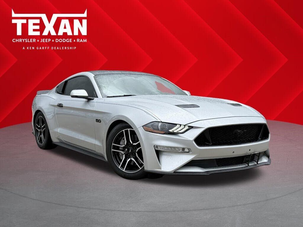 2019 FORD Mustang