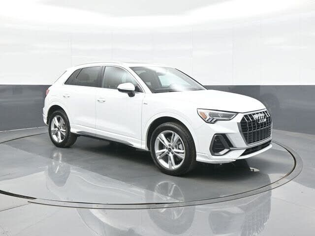 2024 AUDI Q3