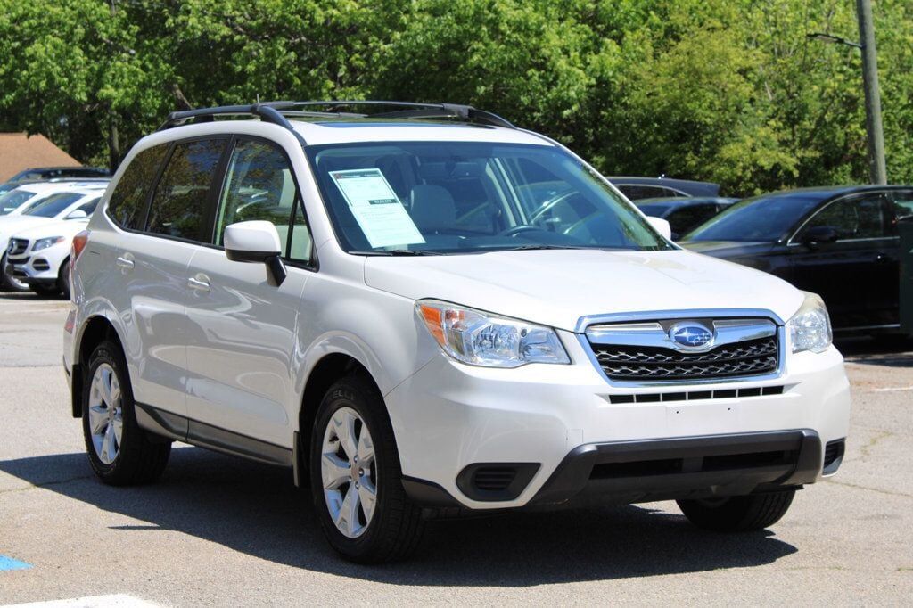 2015 SUBARU Forester