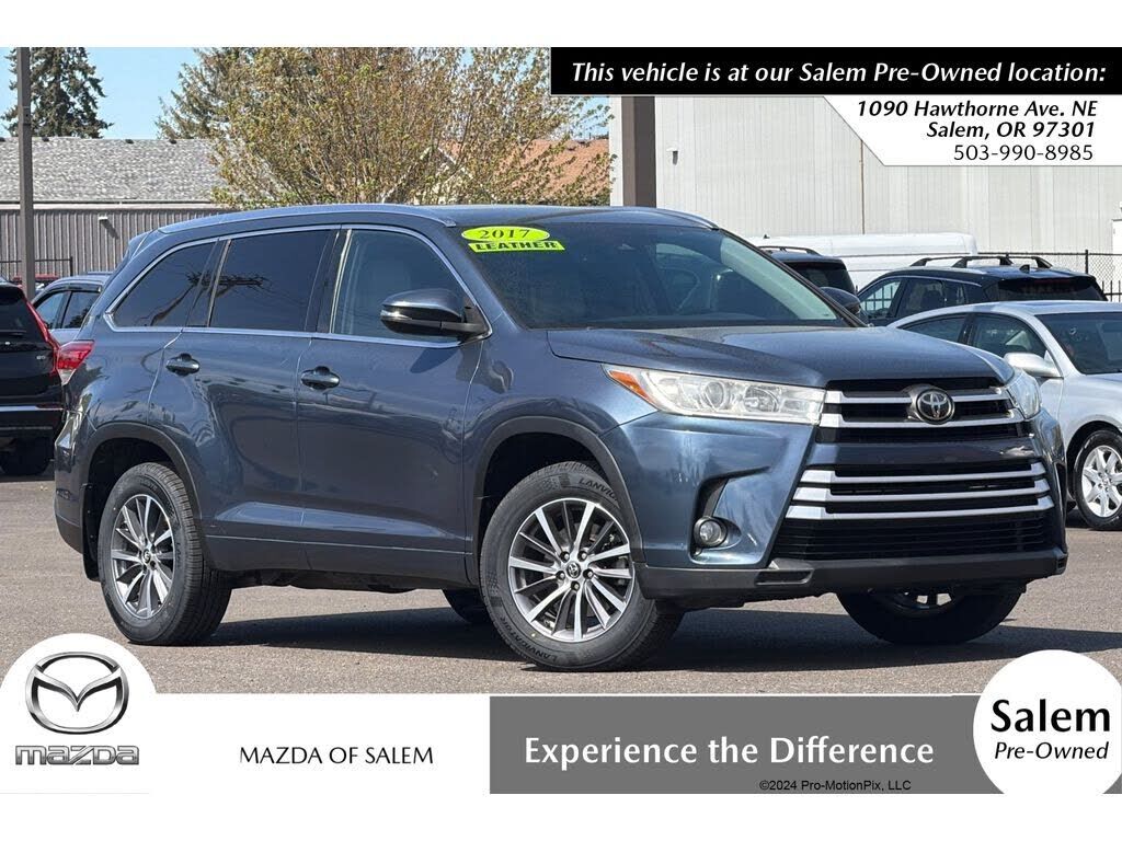 2017 TOYOTA Highlander