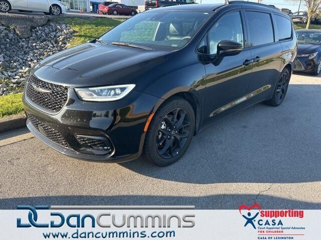 2025 CHRYSLER Pacifica