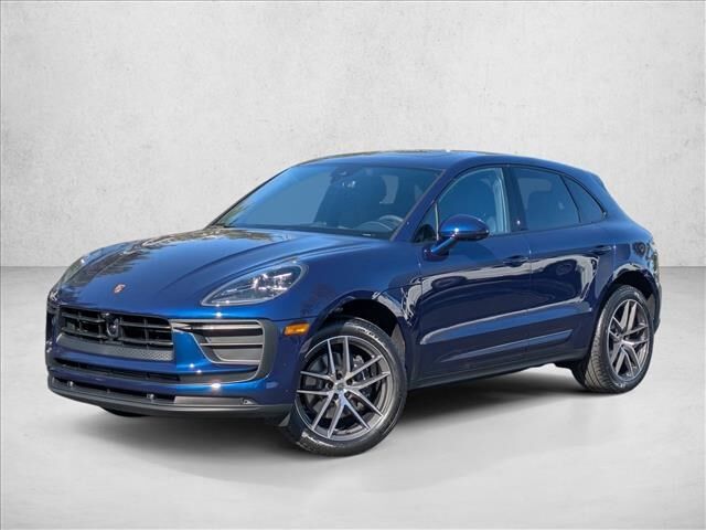 2025 PORSCHE Macan