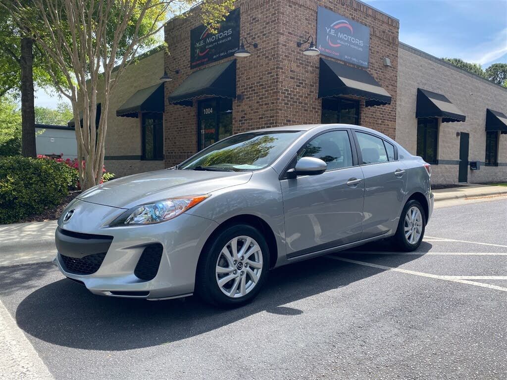 2013 MAZDA Mazda3