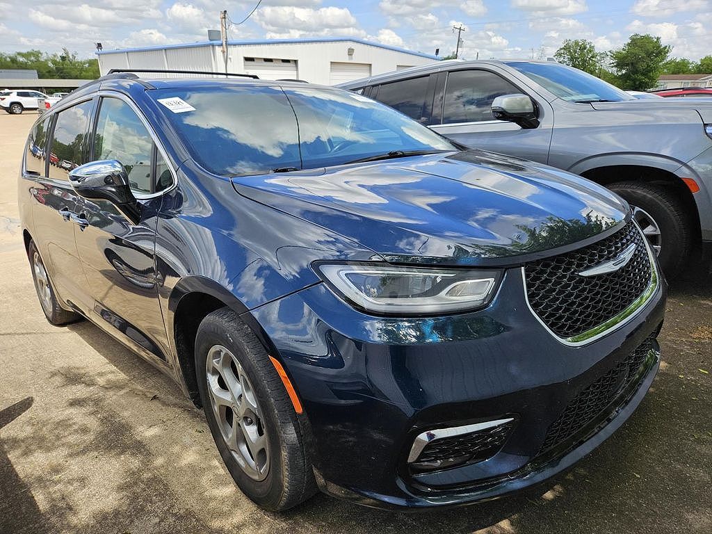 2023 CHRYSLER Pacifica