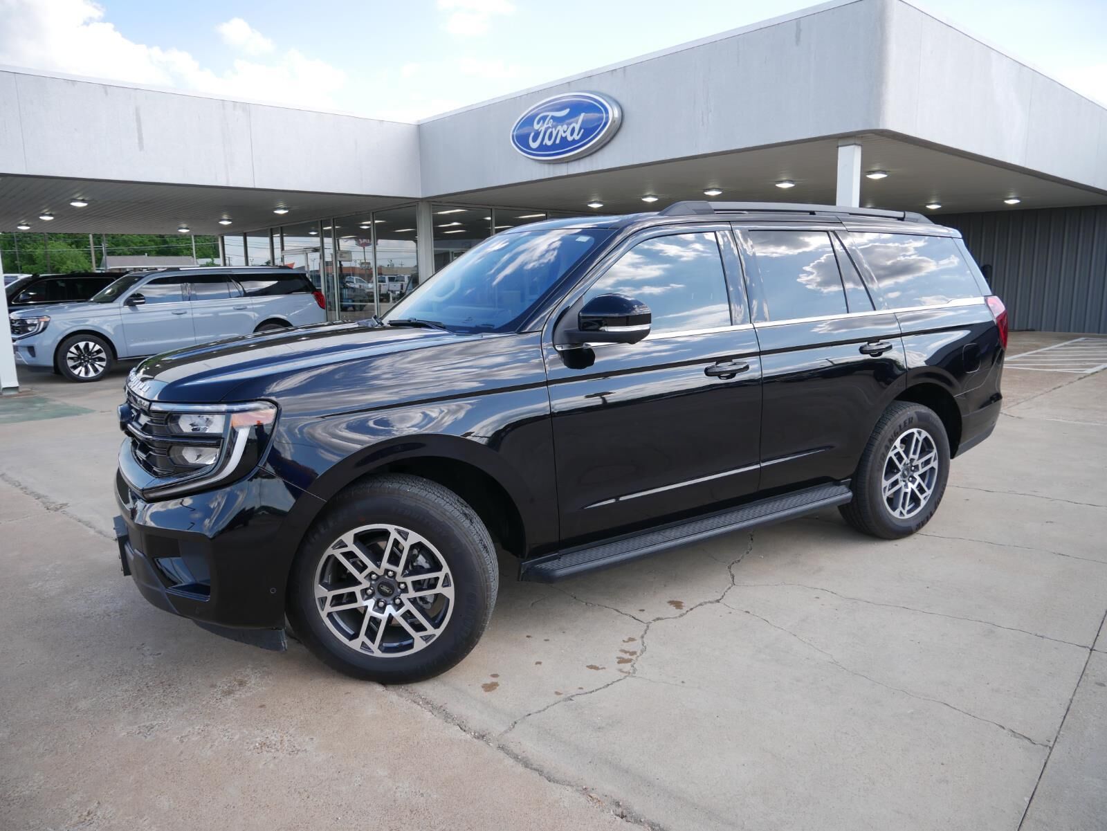 2025 FORD Expedition