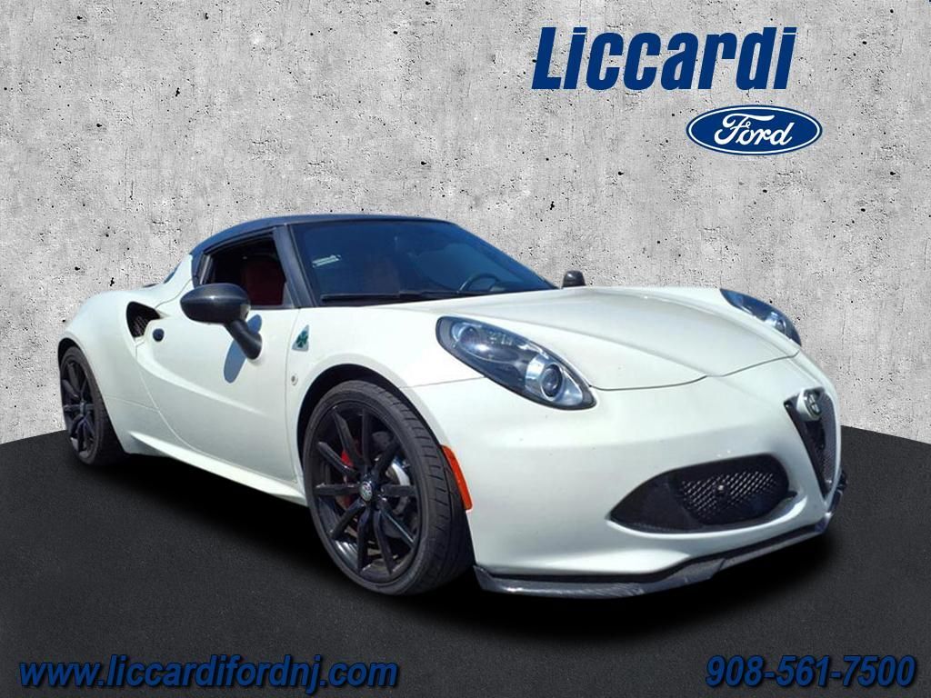 2015 ALFA ROMEO 4C