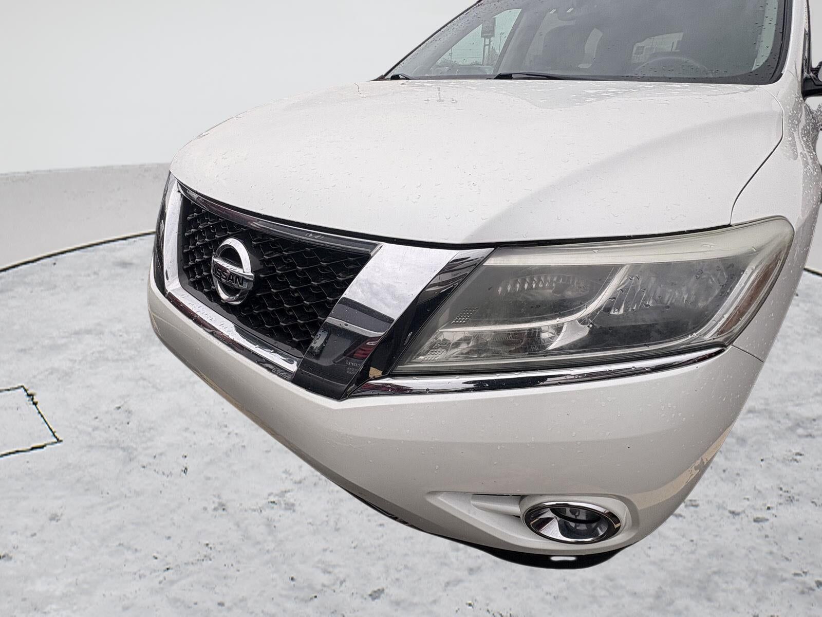 2015 NISSAN Pathfinder