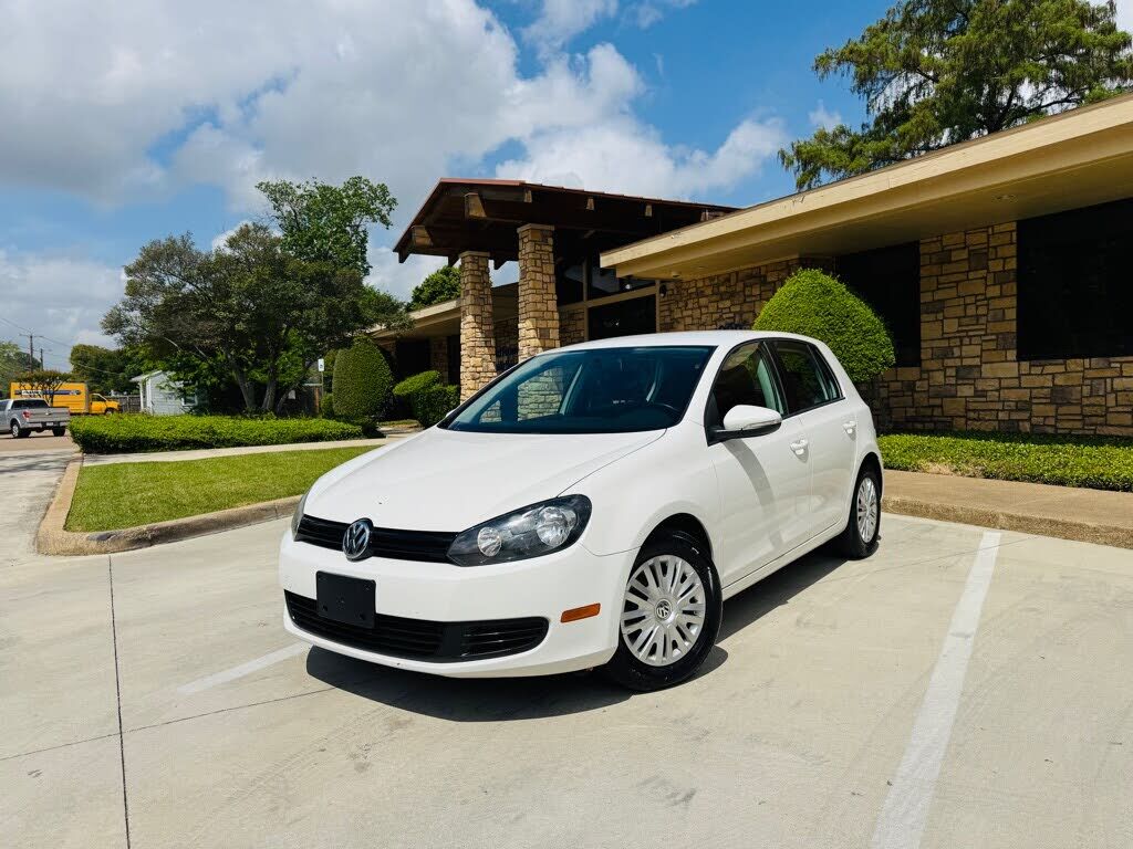 2013 VOLKSWAGEN Golf