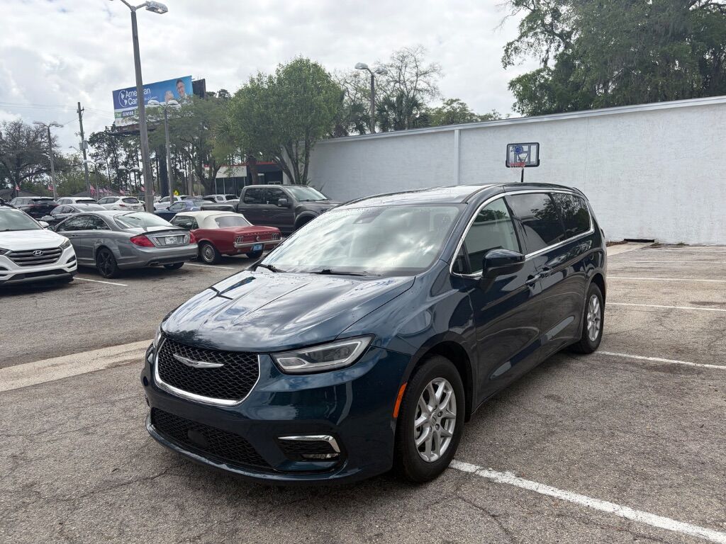 2023 CHRYSLER Pacifica