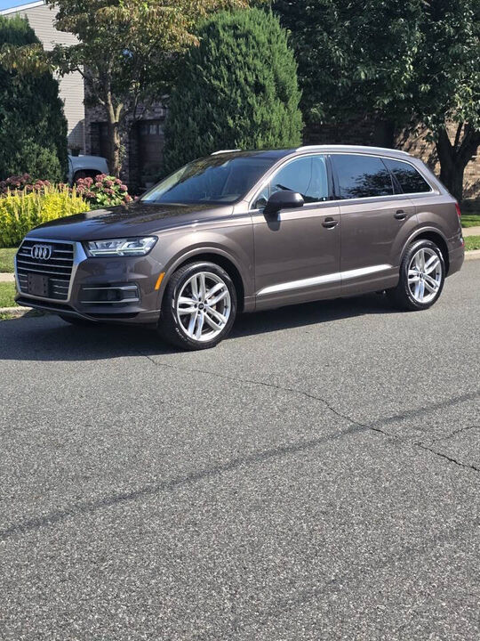 2017 AUDI Q7