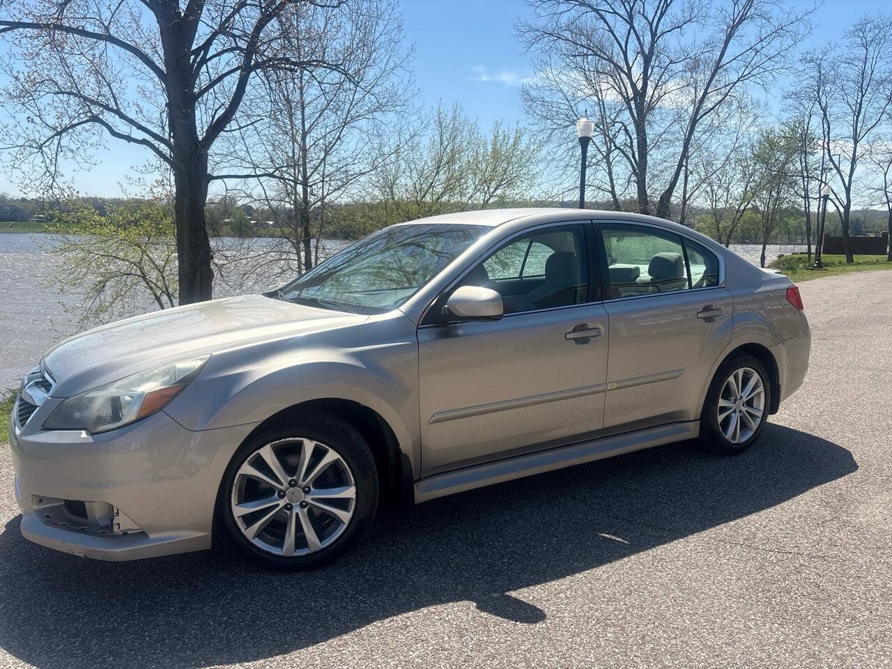 2014 SUBARU Legacy