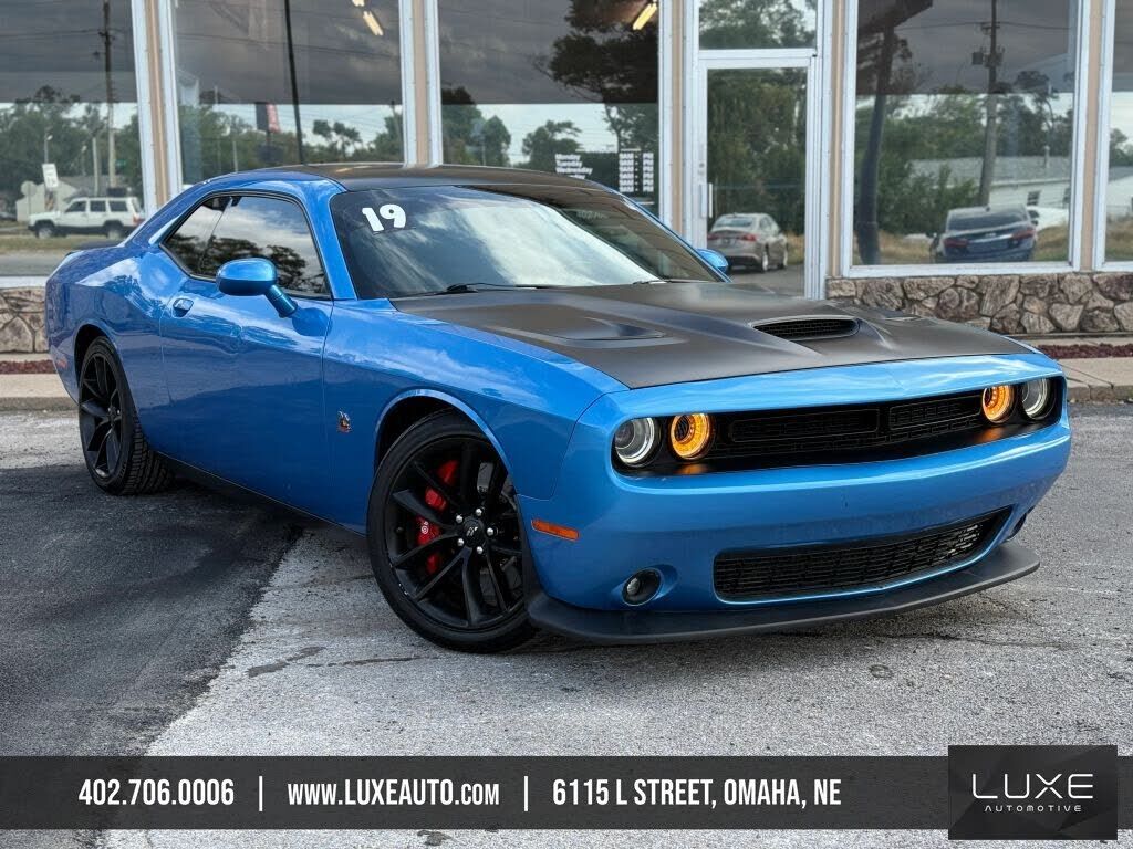 2019 DODGE Challenger