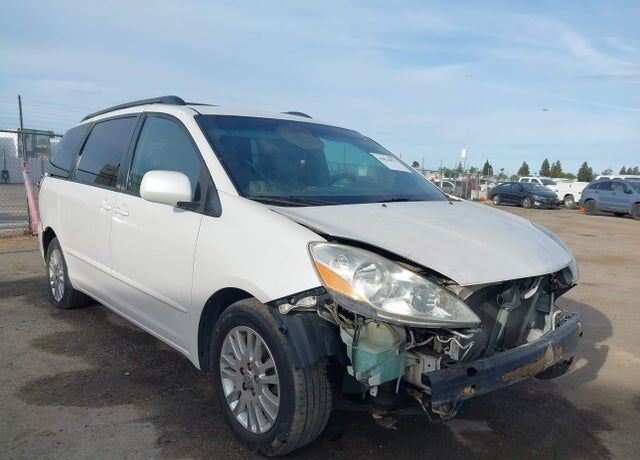 2007 TOYOTA Sienna