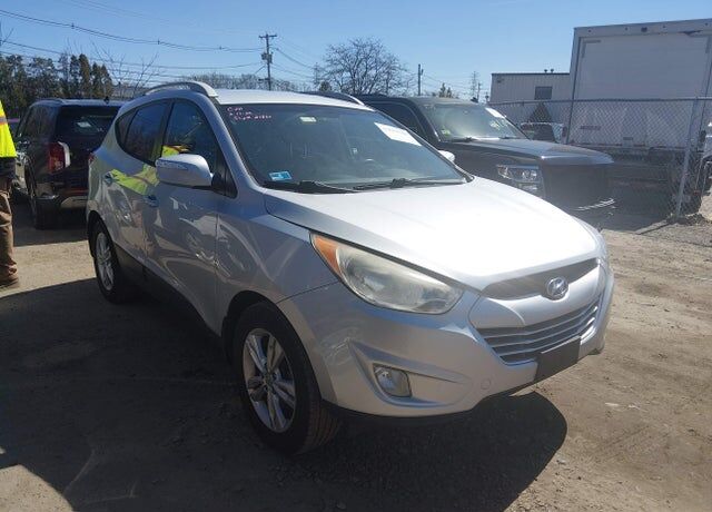 2013 HYUNDAI Tucson