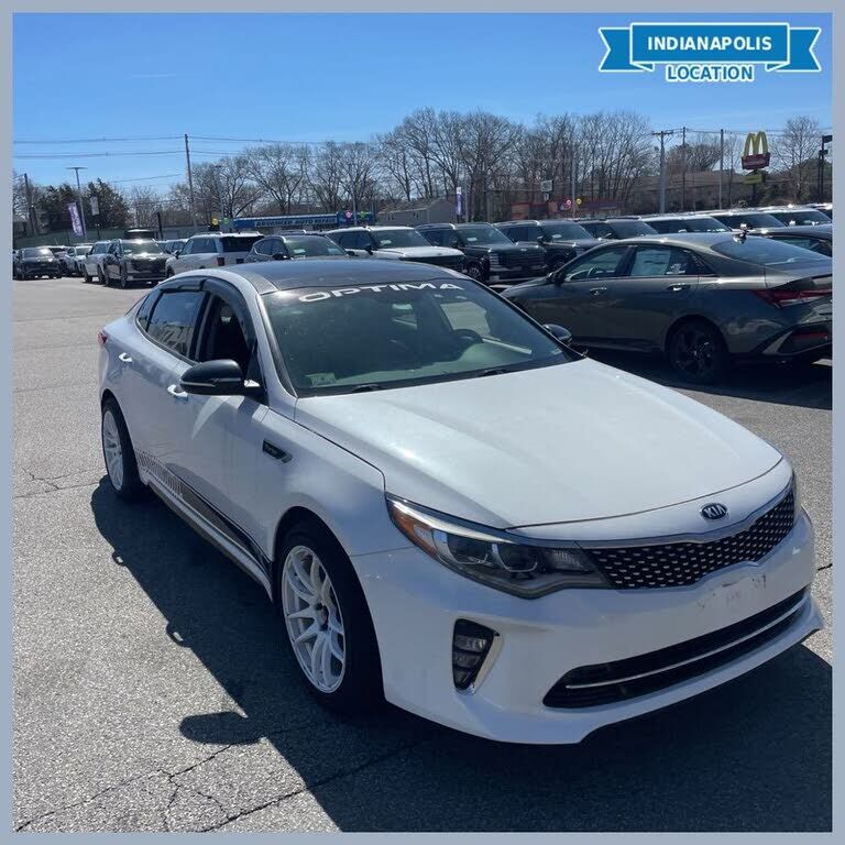 2018 KIA Optima