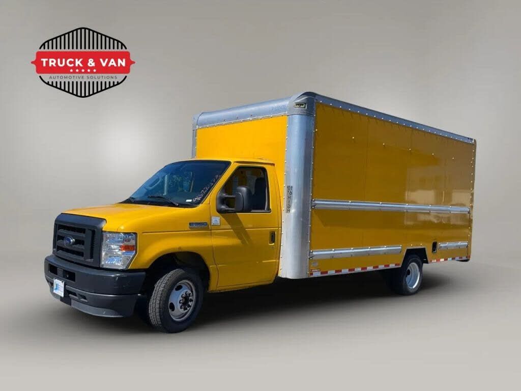 2022 FORD E-350