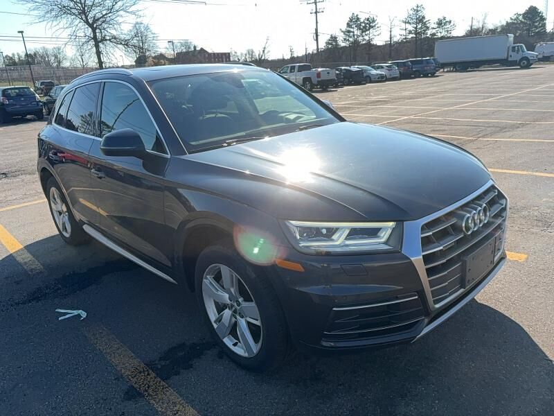 2018 AUDI Q5
