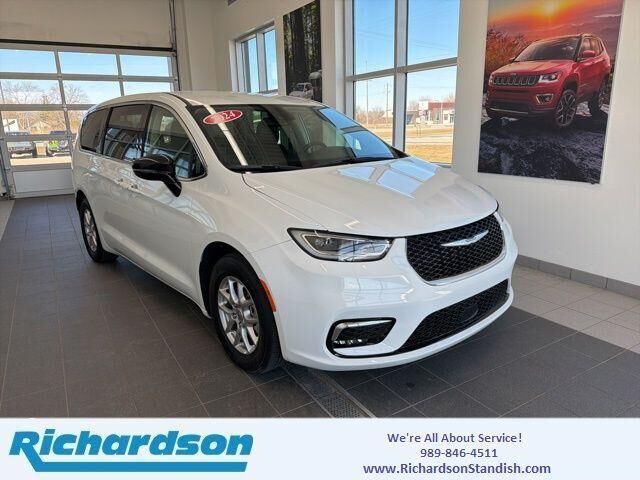 2024 CHRYSLER Pacifica