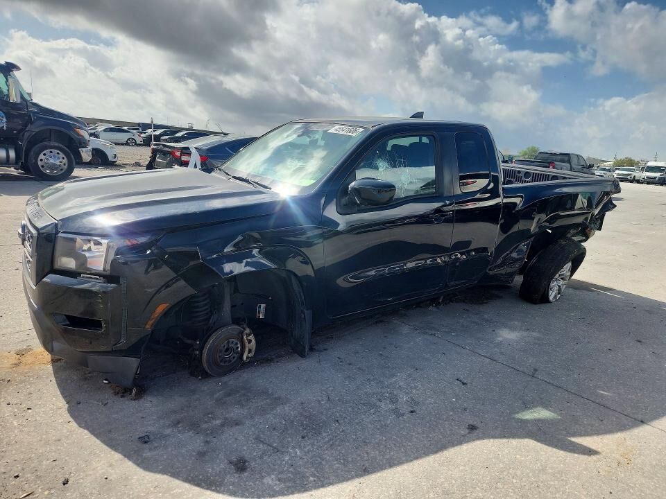 2023 NISSAN Frontier