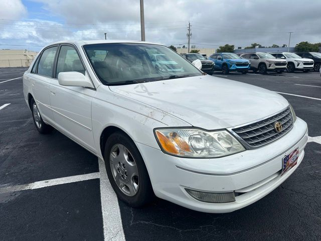 2004 TOYOTA Avalon