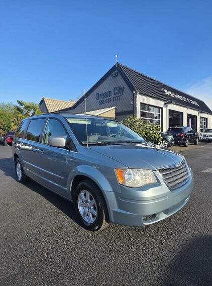 2010 CHRYSLER Town and Country