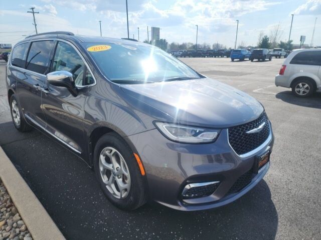 2023 CHRYSLER Pacifica