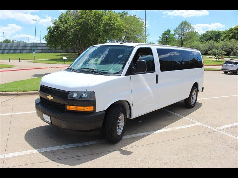 2022 CHEVROLET Express