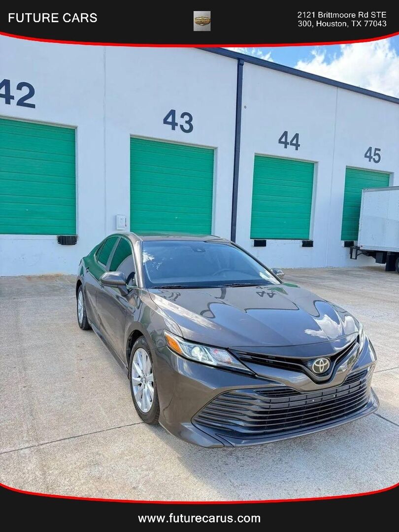 2018 TOYOTA Camry