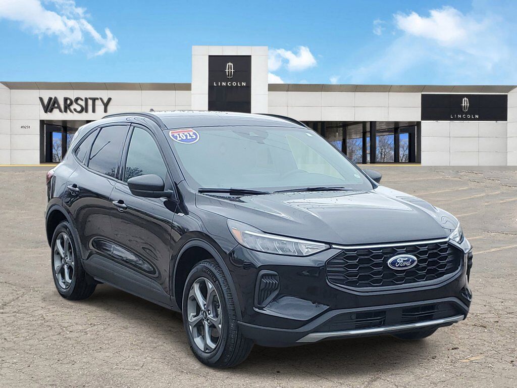 2025 FORD Escape