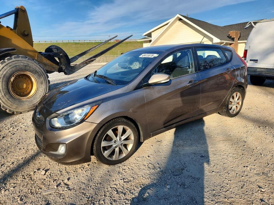 2013 HYUNDAI Accent