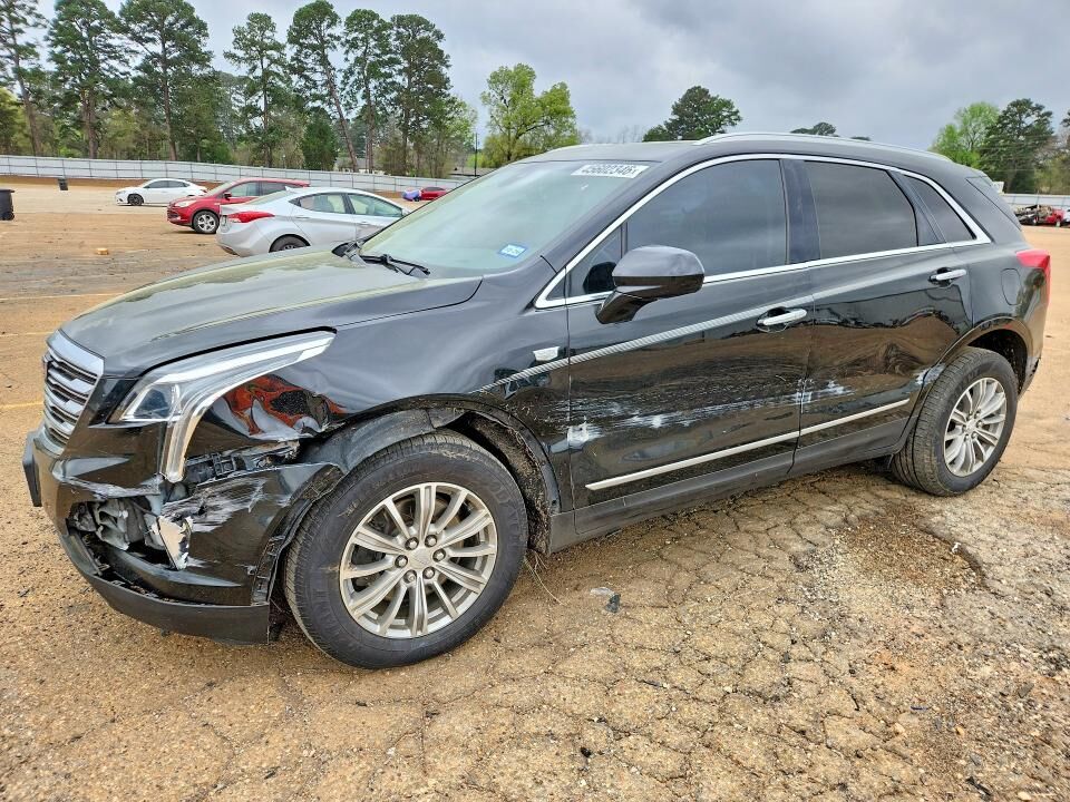2017 CADILLAC XT5