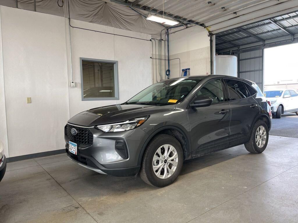 2025 FORD Escape