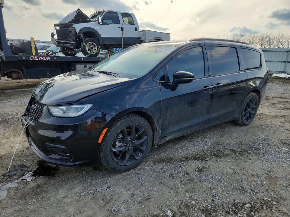 2023 CHRYSLER Pacifica
