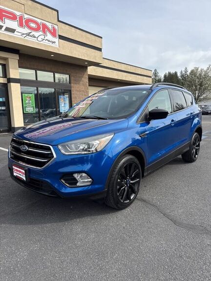 2017 FORD Escape
