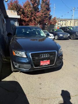 2010 AUDI Q5