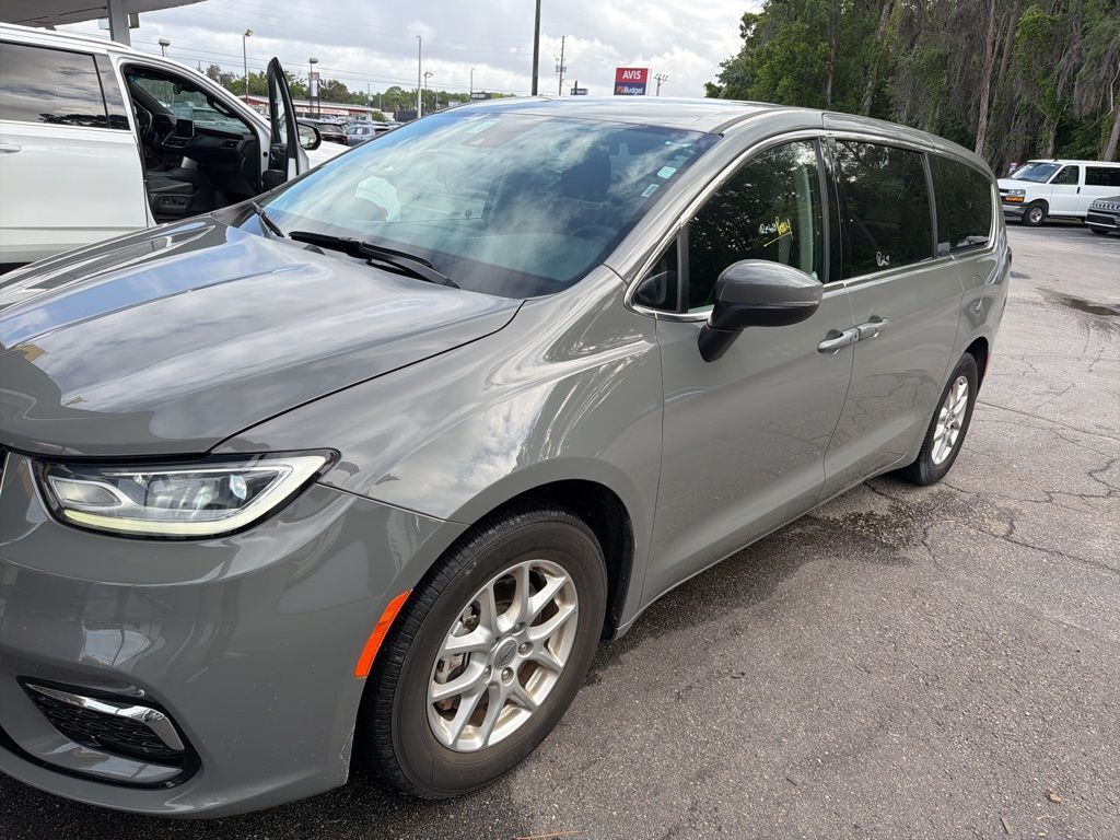 2023 CHRYSLER Pacifica