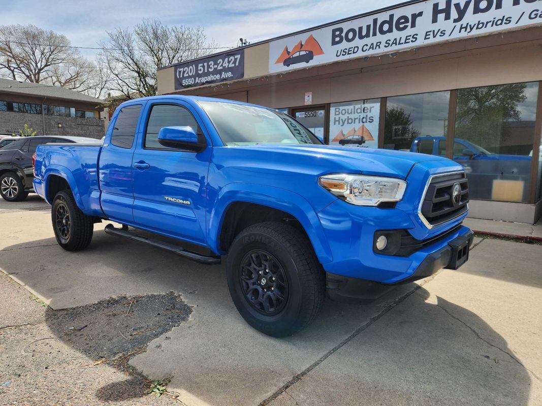 2020 TOYOTA Tacoma