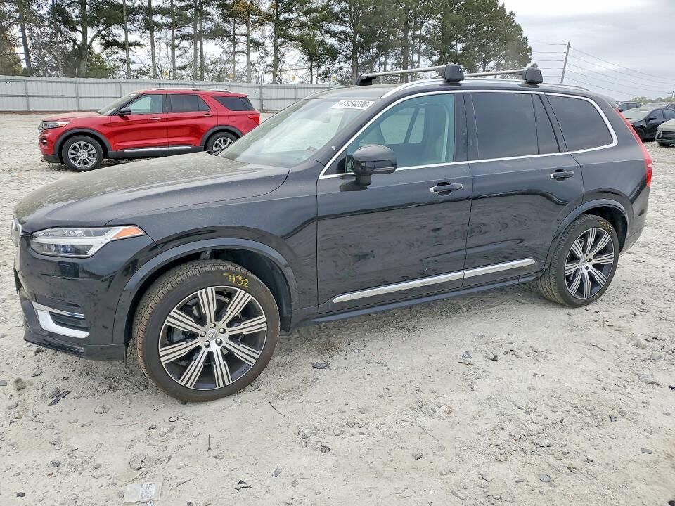 2020 VOLVO XC90