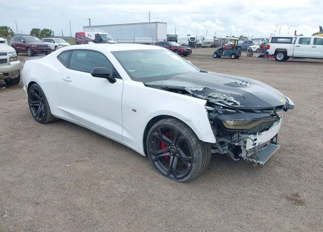 2022 CHEVROLET Camaro