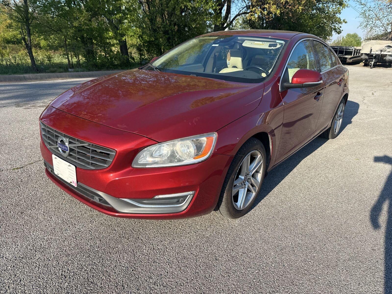 2015 VOLVO S60