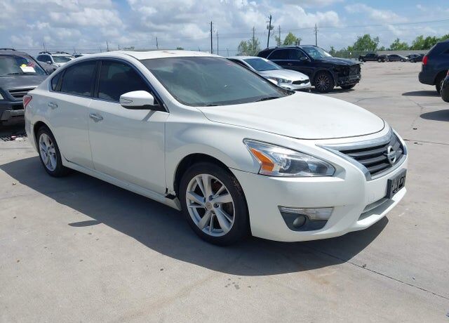 2013 NISSAN Altima