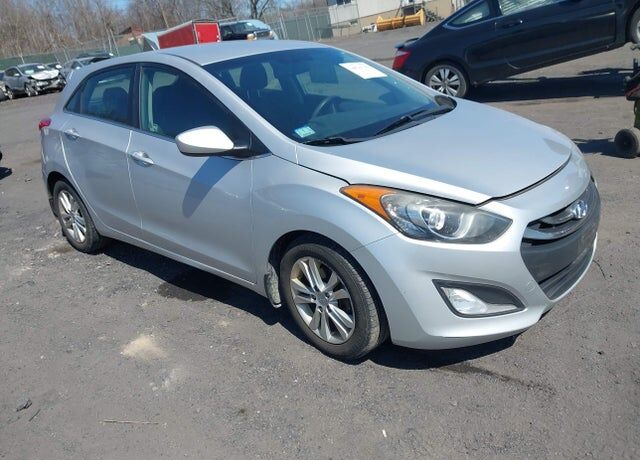 2014 HYUNDAI Elantra