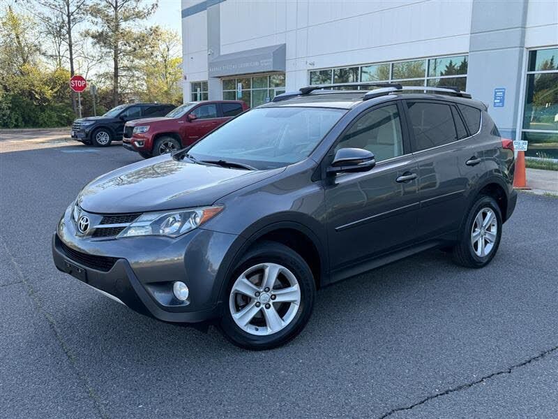 2014 TOYOTA RAV4