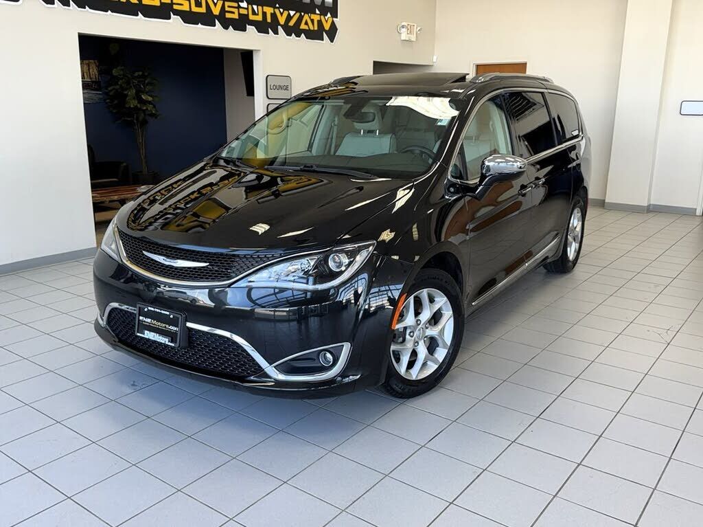 2019 CHRYSLER Pacifica