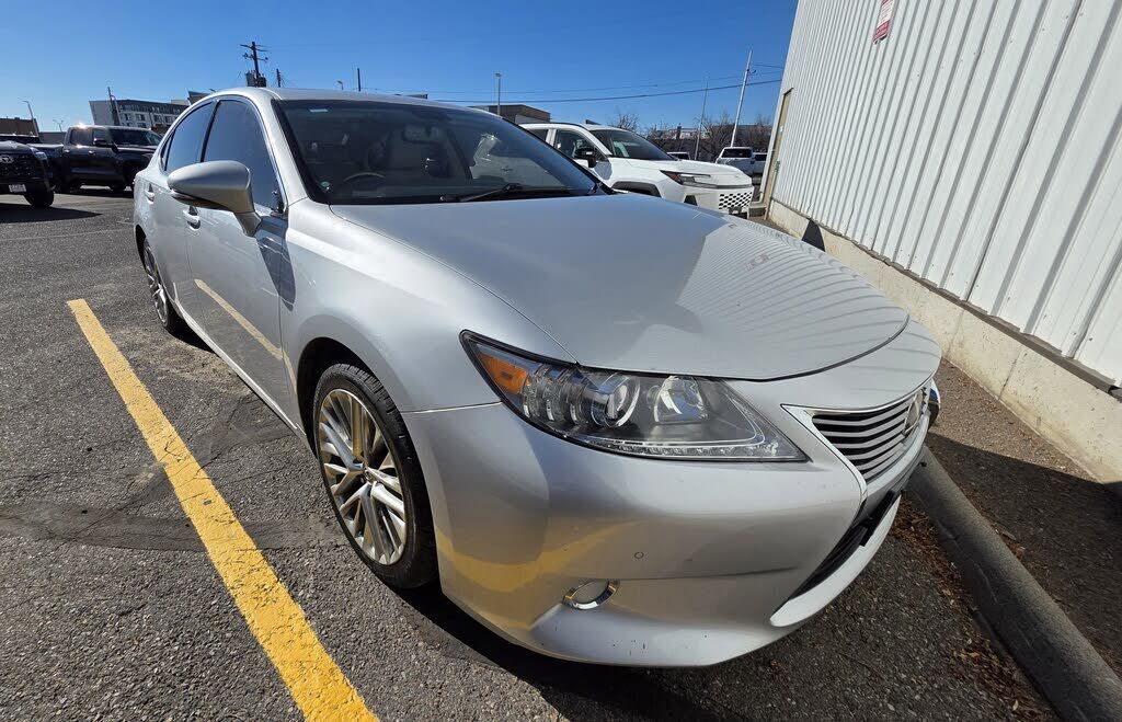 2014 LEXUS ES